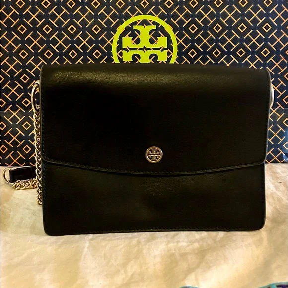 Tory Burch Robinson - Picture 2 of 8